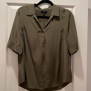J-crew, silk shirt. Size M. Pristine condition.